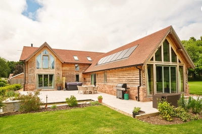 1979 064 Oakwrights Simon Kennedy content