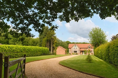 1979 065 Oakwrights Simon Kennedy content