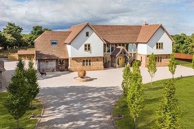 2022 29 b E Oakwrights Mark Watts Case Study Thumbnail