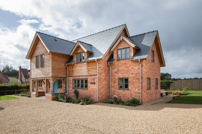 2202 017 Oakwrights content