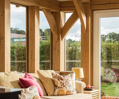 2202 21 Oakwrights Mark Watts contett