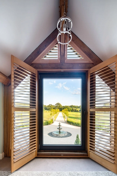 1794 0238 b Oakwrights Guildford Photographer