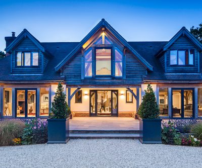 1794 0268 b Oakwrights Guildford Photographer