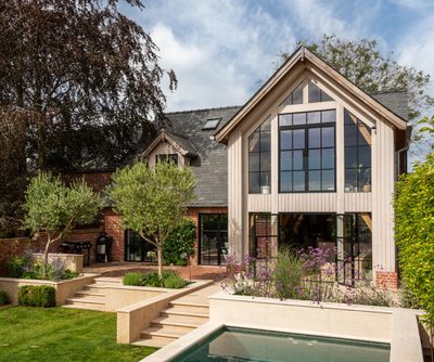 2487 018 Oakwrights Mark Watts content