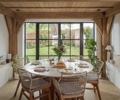 2487 030 Oakwrights Mark Watts content