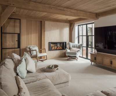 2487 039 Oakwrights Mark Watts content