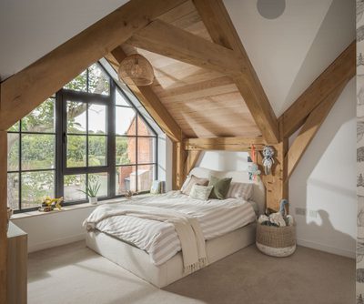 2487 045 Oakwrights Mark Watts content