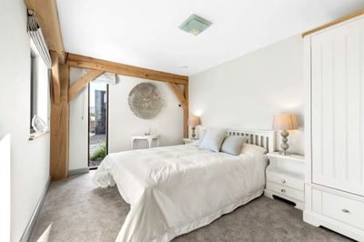 2413 035 Oakwrights Knight Frank Will Benton Fife gallery