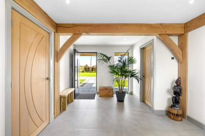 2413 038 Oakwrights Knight Frank Will Benton Fife gallery