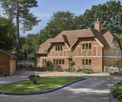 1819 003 b Oakwrights Richard Kiely Gallery