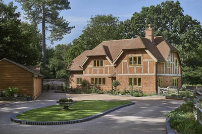 1819 003 b Oakwrights Richard Kiely Gallery