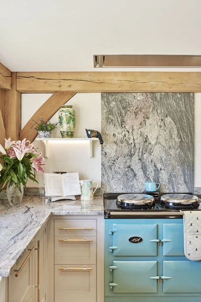 1819 006 b Oakwrights Richard Kiely Gallery