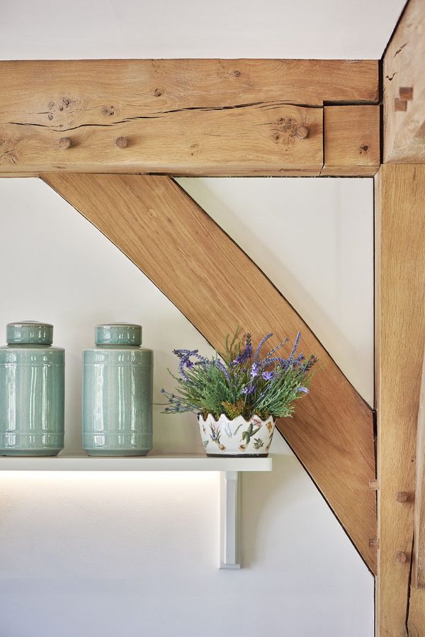 1819 008 b Oakwrights Richard Kiely Gallery