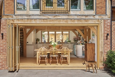 1819 026 b Oakwrights Richard Kiely Gallery