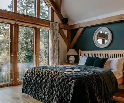 Show Home 18 9292 240dpi b Oakwrights Lydia Harper Content Block