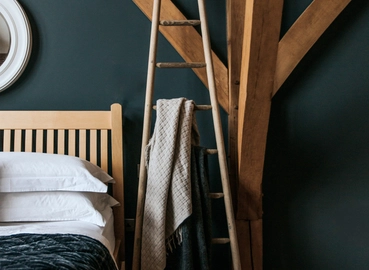 Show Home 18 9932 240dpi b perspective Oakwrights Lydia Harper Feature