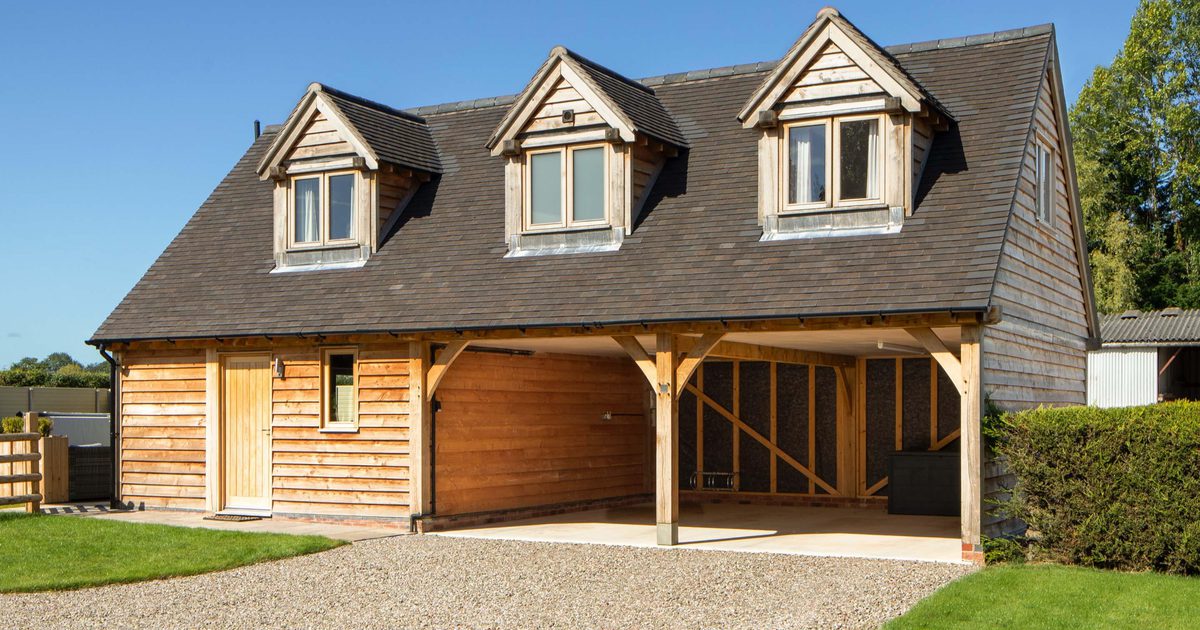 Oak Frame Garages | Luxury Garages Bespoke To Your Needs