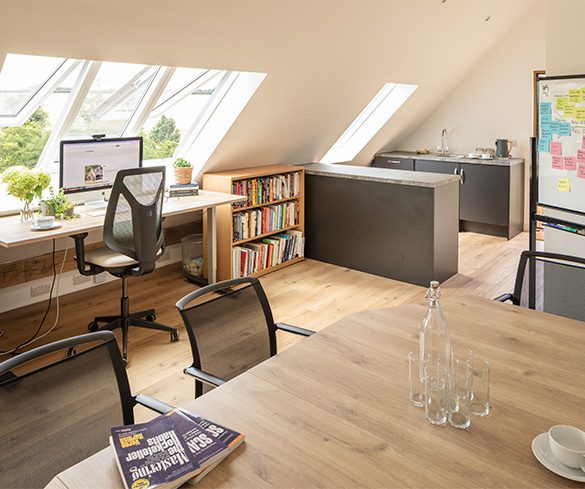 5715 003 Portchester Oakwrights content