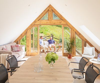 5715 009 Portchester Oakwrights content