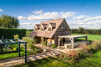 5173 24 Oakwrights Mark Watts content