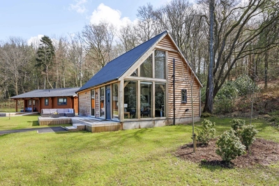 5198 05 Oakwrights Richard Frew Gallery