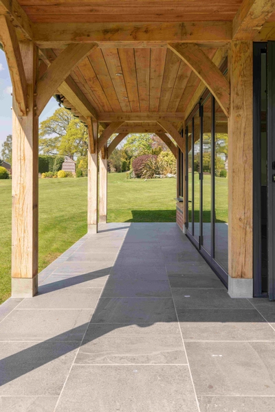 5450 0547 Oakwrights Gallery