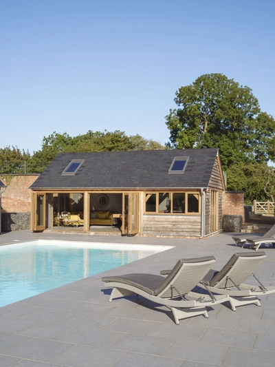 5260 5261 020 Oakwrights Simon Kennedy Galllery