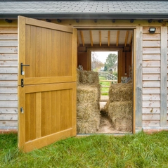 5154 017 bc Oakwrights Media Carousel