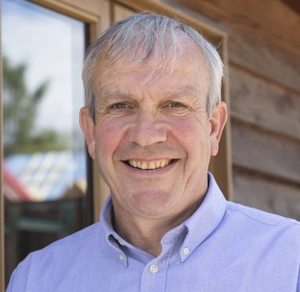 026 220510 David Grey Oakwrights Web Staff