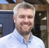 102 220803 James Buchanan Oakwrights Web Staff