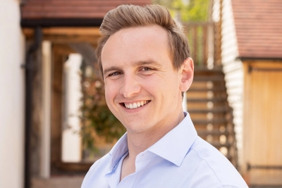 Charlie Mills 027 Oakwrights b Content Block