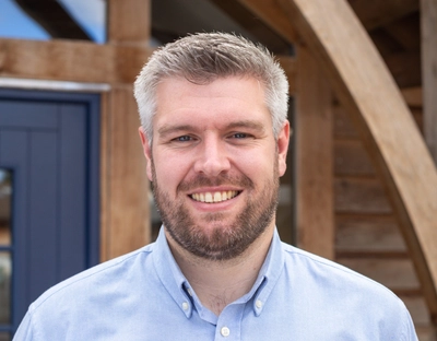 101 220803 James Buchanan Oakwrights Banenr Block