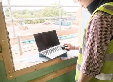 2424 102 Oakwrights Feature