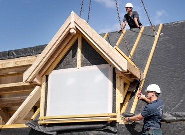 2044 3837 b Oakwrights Oakwrights Feature